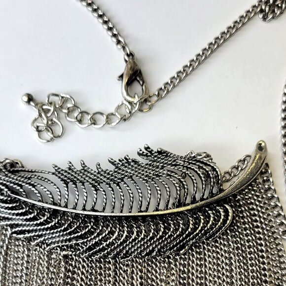 Tribal Motif Feather Pendant Necklace - Picture 7 of 12
